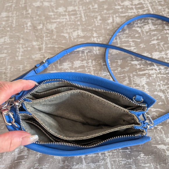 Vince Camuto Blue Crossbody Bag - Picture 7 of 10